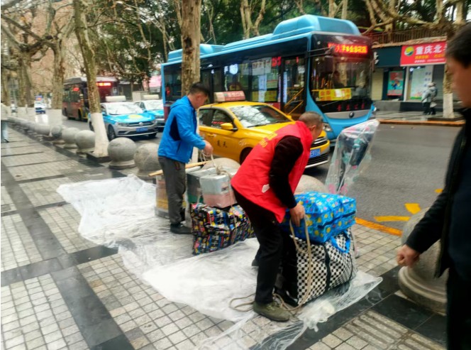 2025年3月9日万州区孙家佳能大厦搬家服务由万州区周家坝恒发搬家服务部万州分公司承接。