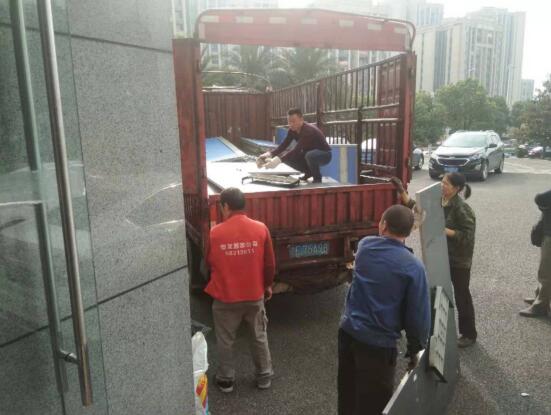 2020年12月22日，重庆市万州区江南移动公司搬运服务由重庆恒发搬家服务有限公司承接并顺利完成，并取得甲方领导一致好评。